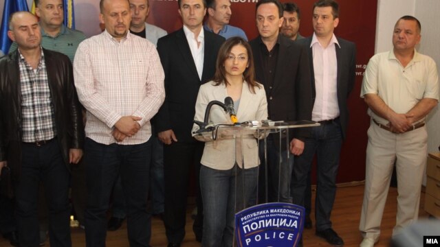 Ministarka Gordana Jankuloska na konferenciji za novinare povodom hapšenja, 1. maj 2012.