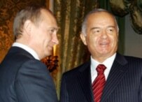 President Karimov (right) with Russian leader Vladimir Putin in November 2005 (ITAR-TASS)