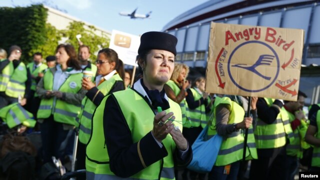 Профспілка авіакомпанії Lufthansa страйкує в аеропорту Франкфурта, серпень 2012 року