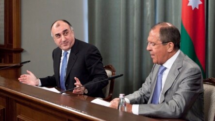 Սերգեյ Լավրովի եւ Էլմար Մամեդյարովի համատեղ ասուլիսը, Մոսկվա, 21-ը մայիսի, 2013թ.
