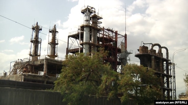 The Nairit plant suspended production from December 2008 to April 2009 after demand plummeted in the wake of the global financial crisis and then definitively halted operations in 2010.
