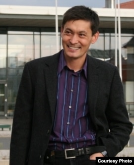 Серик Медетбеков, руководитель Заграничного бюро Казахской оппозиции. Дрезден, лето 2009 года.