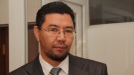 Адвокат Жандос Бұлқайыр. Алматы, 1 қараша 2013 жыл.