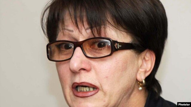 Arrmenia -- Lyudmila Sargsian of the opposition Armenian National Congress at a news conference on December 17, 2009.