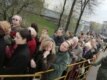 До 12 часов дня, за время отведенное для прощания, не все желающие успели попасть в храм