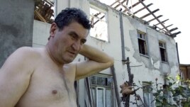Никто точно не знает, сколько было разрушено жилья в 2008 году, сколько семей осталось без крыши над головой. Официальные цифры неоднократно менялись