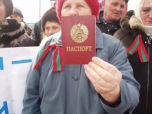 Many people in Transdniester hold Russian passports (RFE/RL)