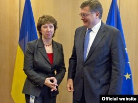 Костянтин Грищенко та Катрін Аштон, Брюссель, 26 жовтня 2010 року