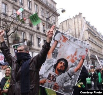France -- Anti Iranian government protest in Paris, 07Feb2010 
