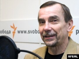 Лев Пономарев