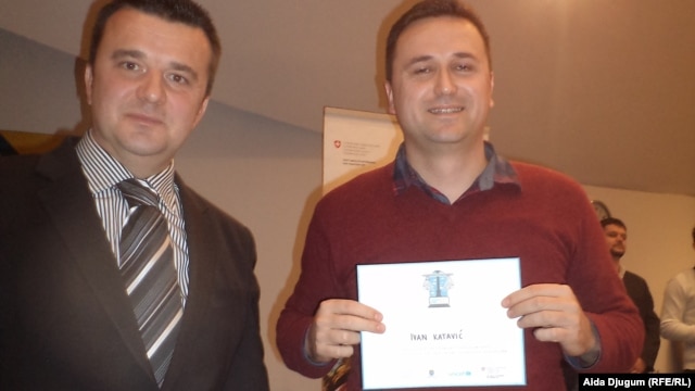 Ivan Katavić sa priznanjem od UNICEF-a