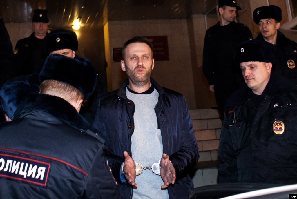 Речной карп в океане политики. Почему Алексей Навальный не справился с течением? Речной карп в океане политики. Почему Алексей Навальный не справился с течением?