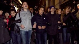 How many of those Russians protesting online will come out on the streets?