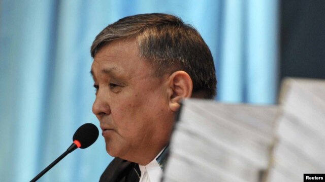 Жаңаөзен оқиғасына байланысты өтіп жатқан соттың судьясы Аралбай Нағашыбаев. Ақтау, 27 наурыз 2012 жыл. (Көрнекі сурет)
