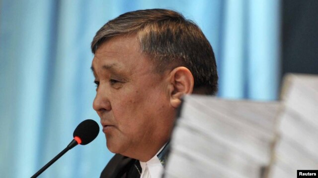 Жаңаөзен оқиғасына қатысты өтіп жатқан соттың судьясы Аралбай Нағашыбаев. Ақтау, 27 наурыз 2012 жыл.  