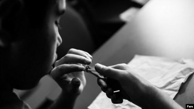 یک کودک مبتلا به اوتیسم در ایران