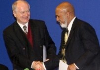 U.S. Congressman Alcee Hastings (right) OSCE official Geert Ahrens at the presentation of their report on March 20 in Minsk (epa)