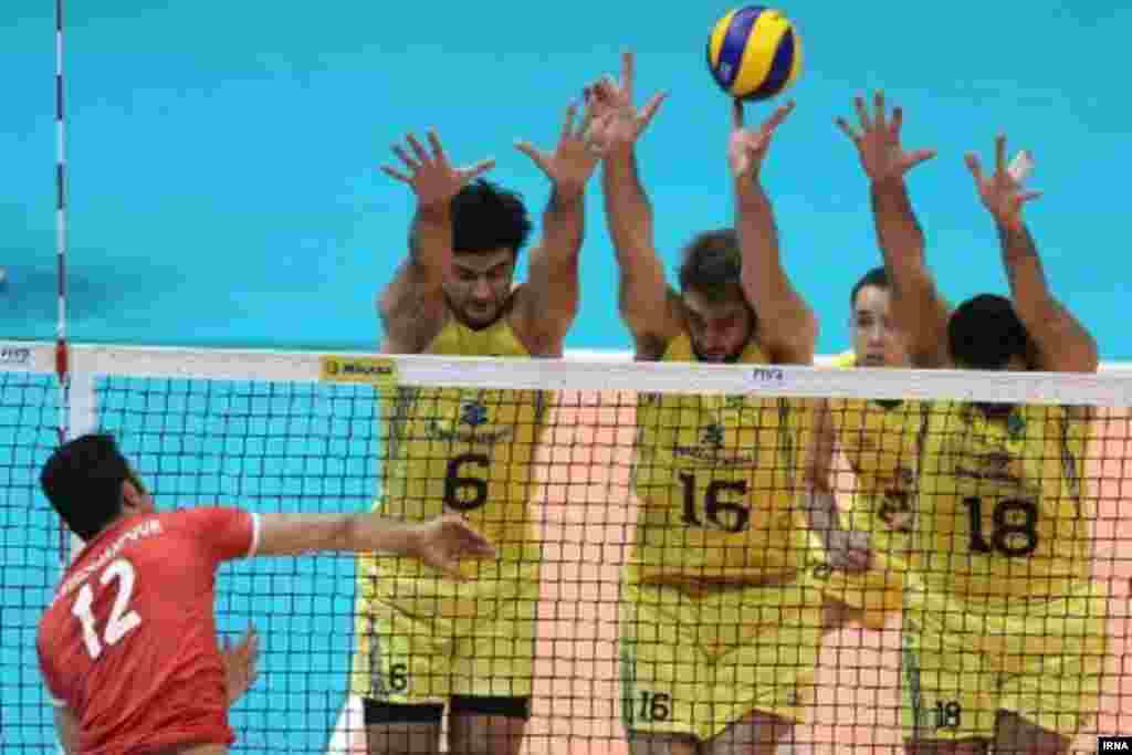 Iran's national volleyball team stunned their hosts, Brazil, with their astonishing performance in a 2014 World League match in Brasilia on June 7.