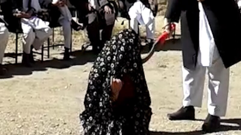 Плата за любовь: Талибы забросали Рахшону камнями 