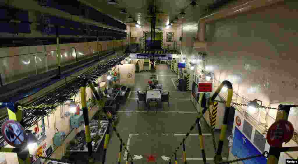 The weapons depot was run by the Soviet Army, and no Czechs had access to it. The site was capable of housing up to 80 nuclear warheads, but it is not known whether warheads were actually ever stored there.