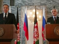 Lavrov(left) wiht Afghan Foreign Minister Rangin Dadfar Spanta in Kabul today (epa)