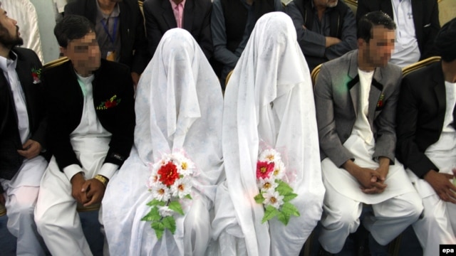 For some Afghan brides, failing the first test of marriage can mean a life of abuse, prison, or even death. (file photo)