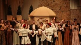 Scena iz operete Vesela udovica