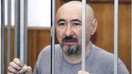 Арон Атабек на суде по делу о событиях в Шаныраке. Алматы, 5 октября 2007 года.
