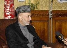 Afghanistan -- President Hamid Karzai, being interviewed by RFE/RL in Kabul, 09Nov2006