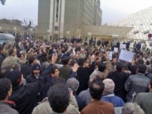 Iran - Teachers protest in front of Majlis, Tehran, 06Mar2007