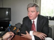 Kazakhstan - Kyle Scott, the deputy chief of the U.S. Mission to the OSCE, at RFE/RL's Kazakh Service Bureau in Almaty, 26Jun2008