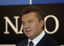 Belgium -- Ukrainian Prime Minister Viktor Yanukovych (portrait) at NATO headquarters in Brussels, 14Sep.2006