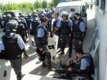 Бұндай шараға алғаш рет қатысқан кейбір полиция қызметкерлерінің жүзінен абыржушылық байқалды.