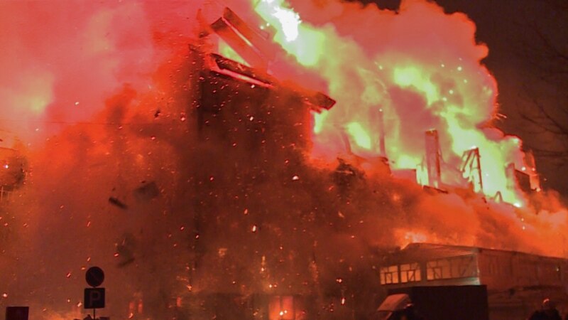 В Москве при пожаре на складе погибли 16 человек (видео)