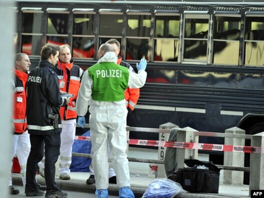 اتوبوسی که تیراندازی روز دوم مارس ۲۰۱۱ فرانکفورت در آن رخ داده‌است.