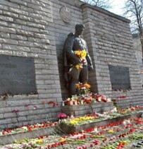 The Bronze Soldier in its original location in central Tallinn (TASS)