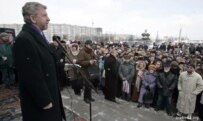 Four campaigners for opposition candidate Alyaksandr Milinkevich were arrested after the candidate's March 8 appearance at a cinema on the outskirts of Minsk (RFE/RL)