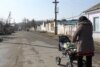 Homeless Kyrgyz Complain About Slow Pace Of Reconstruction