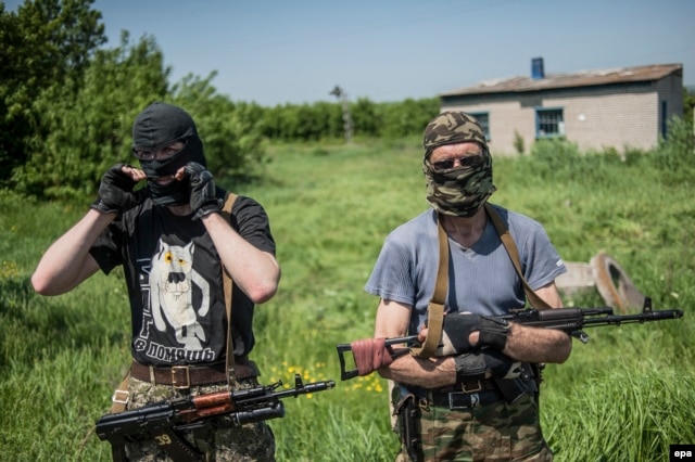 Блокпост сепаратистов возле Славянска