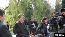 Acting President Mihai Ghimpu at the ceremony