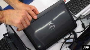 В итоге Dell продавала свои компьютеры значительно дешевле, чем конкуренты, и доля компании на РС-рынке стремительно расширялась