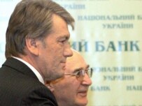 Viktor Yushchenko (left, file photo) (official site)