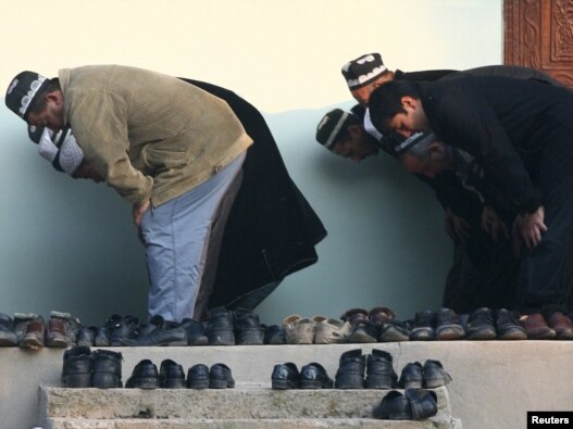 The number of Tajiks wishing to travel to Mecca for the hajj far exceeds the allocated quota of pilgrimage places.