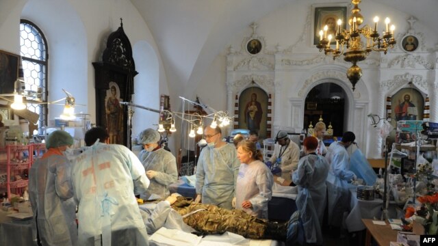 Медпомощь пострадавшим в соборе Св.Михаила, 26.02 2014