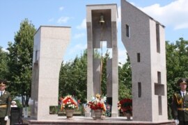 Monumentul în amintirea celor căzuți în războiul moldo-transnistrean pe platoul Cocieri