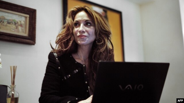 Pamela Geller of the AFDI says she refuses "to sacrifice my freedom so as not to offend savages."