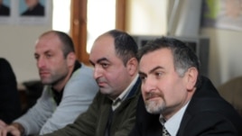 მარცხნიდან: გელა ნიკოლაიშვილი, უჩა ნანუაშვილი