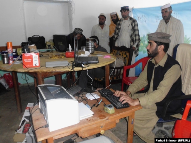 The group allows and facilitates government officials to make identity papers to tribesmen in Khyber's Tirah Maidan region.