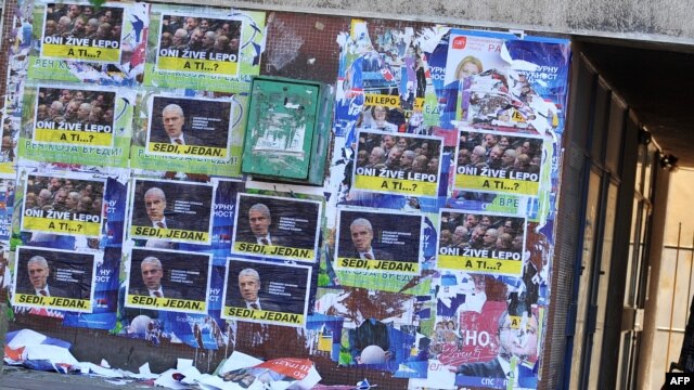 Postizborni plakati u Srbiji, 2012.