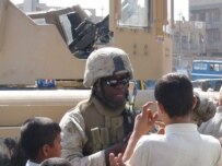 U.S. soldier in Baghdad's Al-Sadr City (epa)